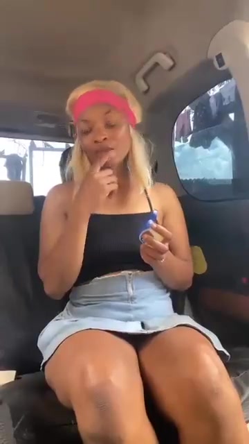 Queen Nadia View Once