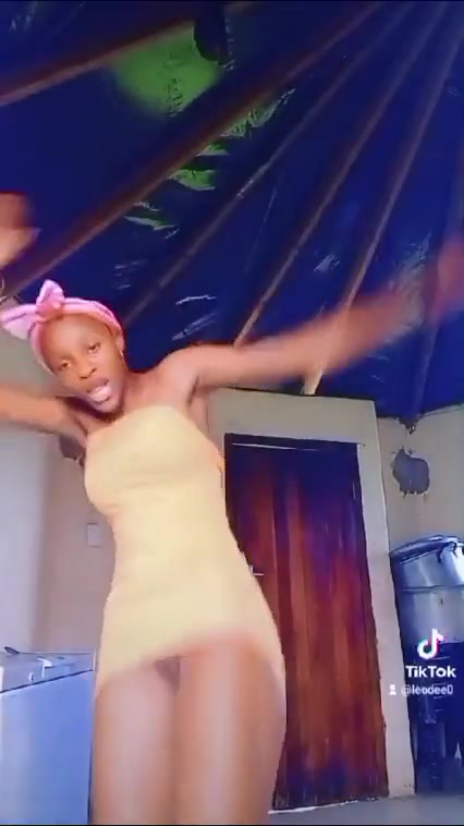 Zulu dance pussy display in the kitchen