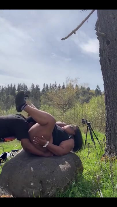 Mzansi BBW Fucked In The Bush